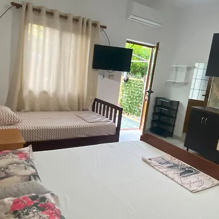 Rezidenca Nanaj Vlorë